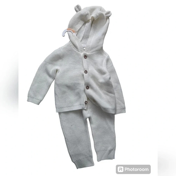 Carter's Two Piece Sweater Outfit - Picture 1 of 3